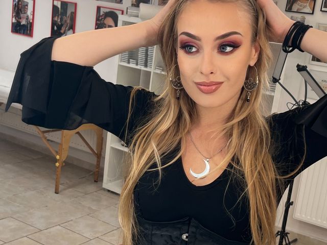 Tečaj za makeup stilista Cijena