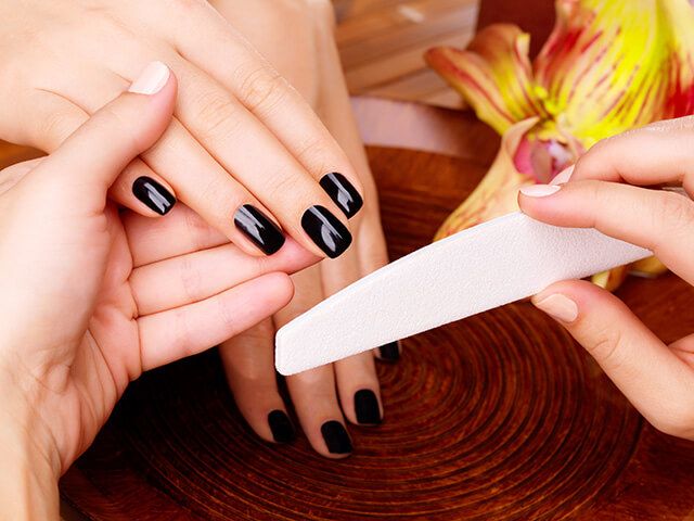 Tečaj ugradnje i geliranja noktiju - master nails - dizajner noktiju Cijena